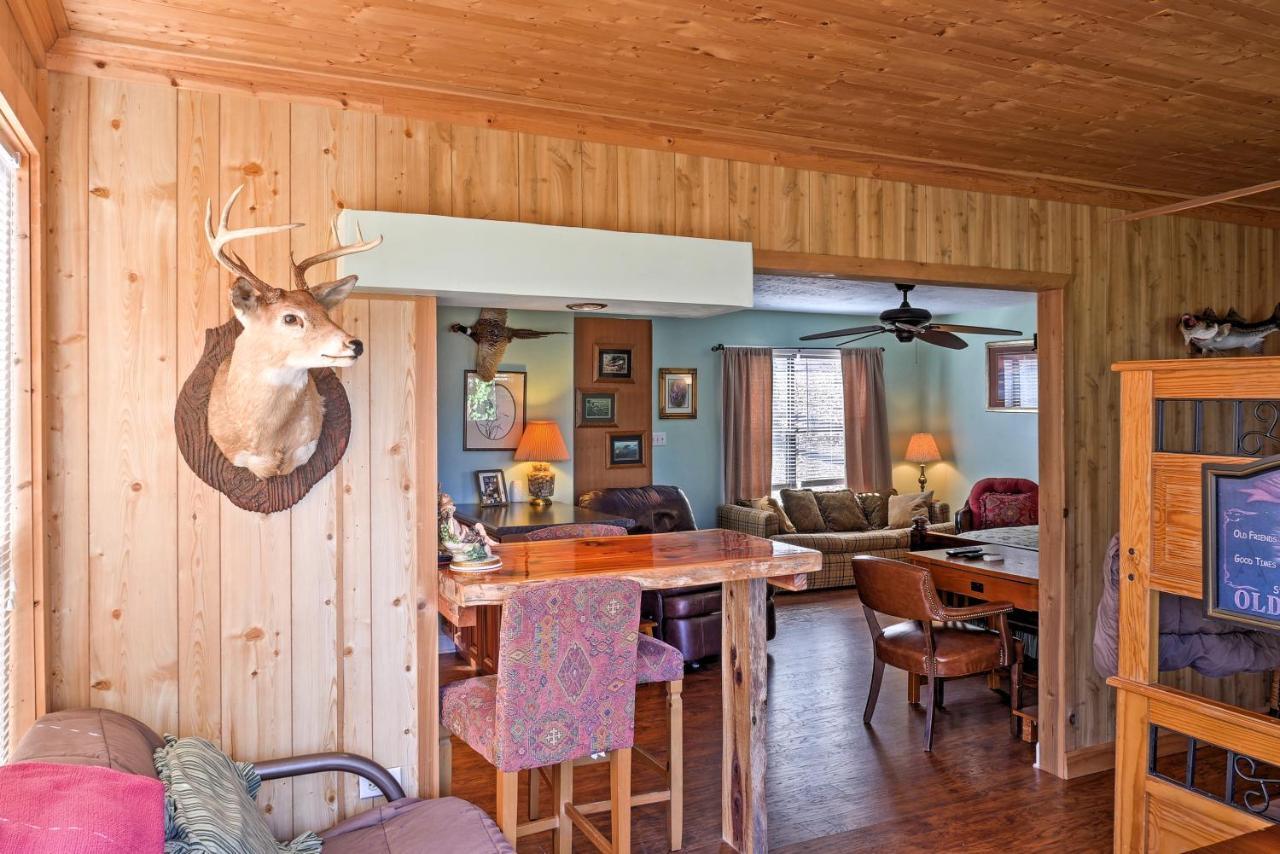 Paradise Cove Cabin With Boathouse And Dock Guntersville Eksteriør bilde